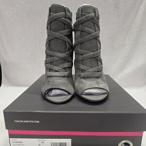 Vince Camuto VC-ARANDA Greystone True Suede Lace Up Heeled Shoe. Worn Once!